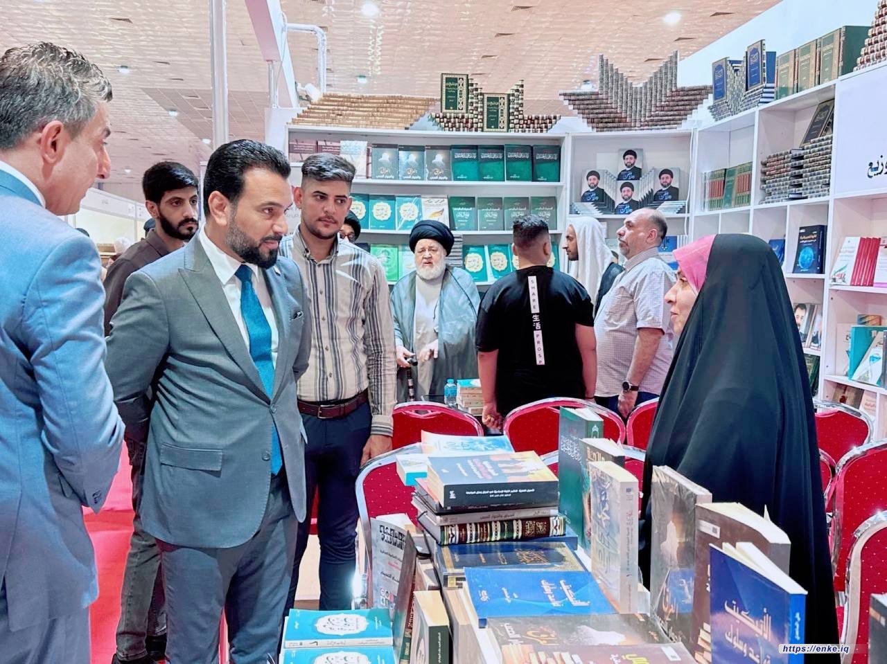 أستقبلت رئيس مؤسسة إنكي للدراسات والبحوث العلوية كوثر الغرابي، رئيس مجلس أمناء شبكة الإعلام العراقي د. ثائر الغانمي في جناح دار_إنكي خلال  معرض_بغداد_الدولي_للكتاب
