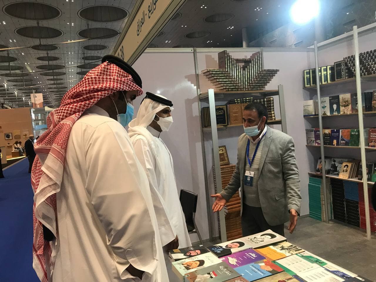 معالي وزير الثقافة القطري الشيخ (عبد الرحمن بن حمد آل ثاني)